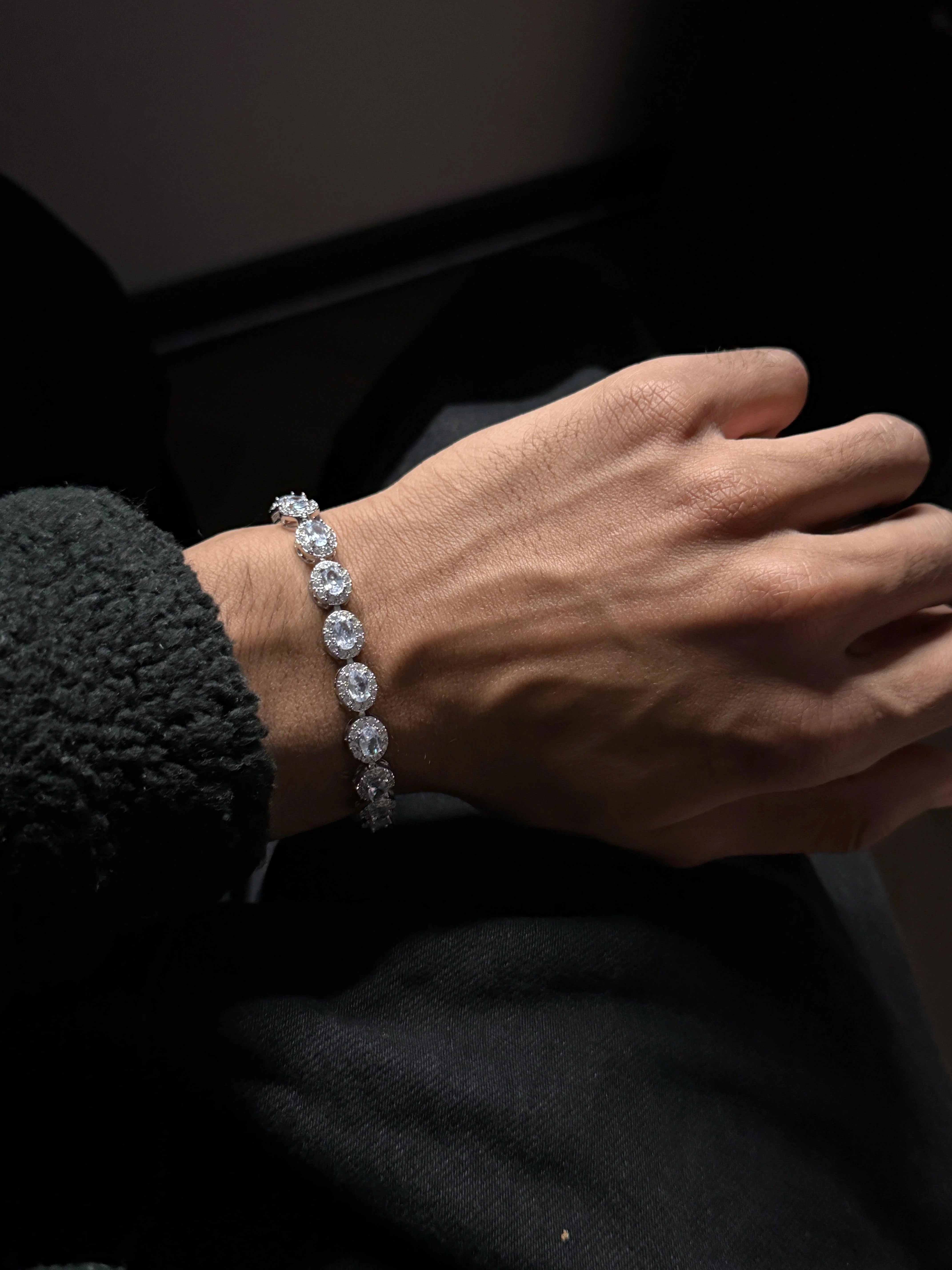 Angel Eyes Bracelet - iLLUSIA